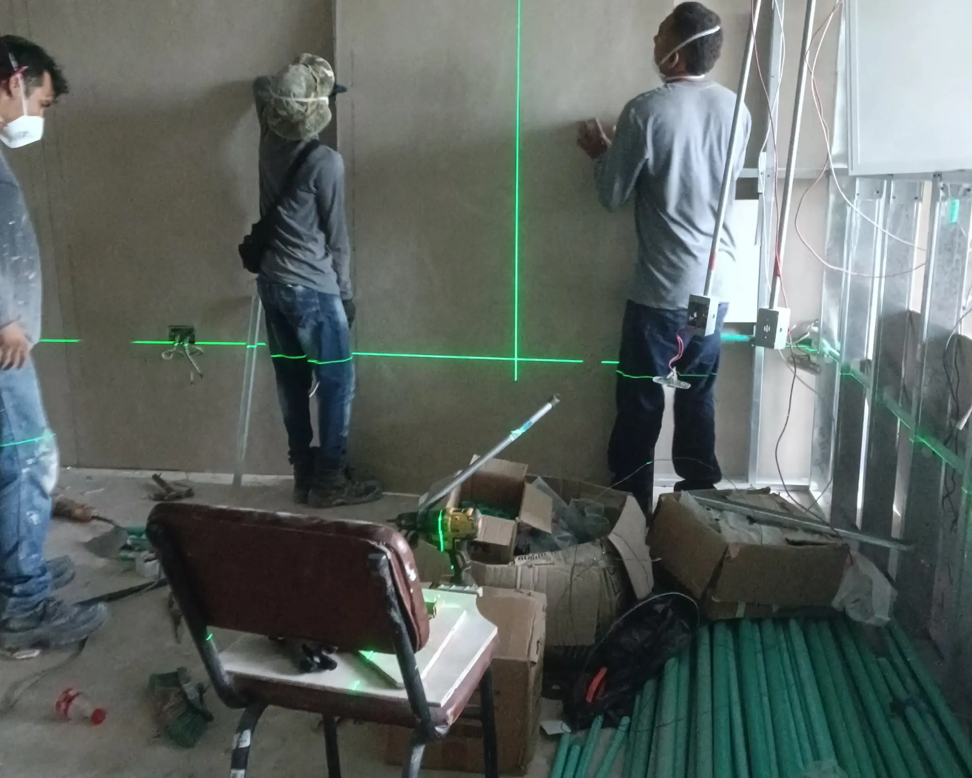 Primer registro fotográfico del proyecto adecuación de sala de profesores en una institución educativa